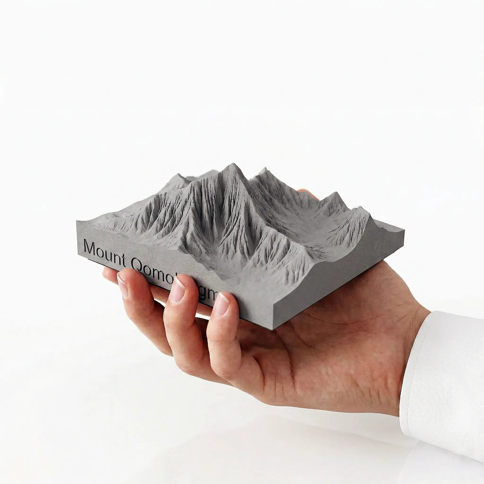 Mount Everest Concrete Model – 3D Topographic Desk Sculpture & Personalized Mountaineer Gift