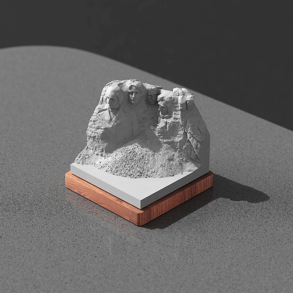 Mount Rushmore Concrete Model – Handcrafted Desk Sculpture & Personalized South Dakota Gift