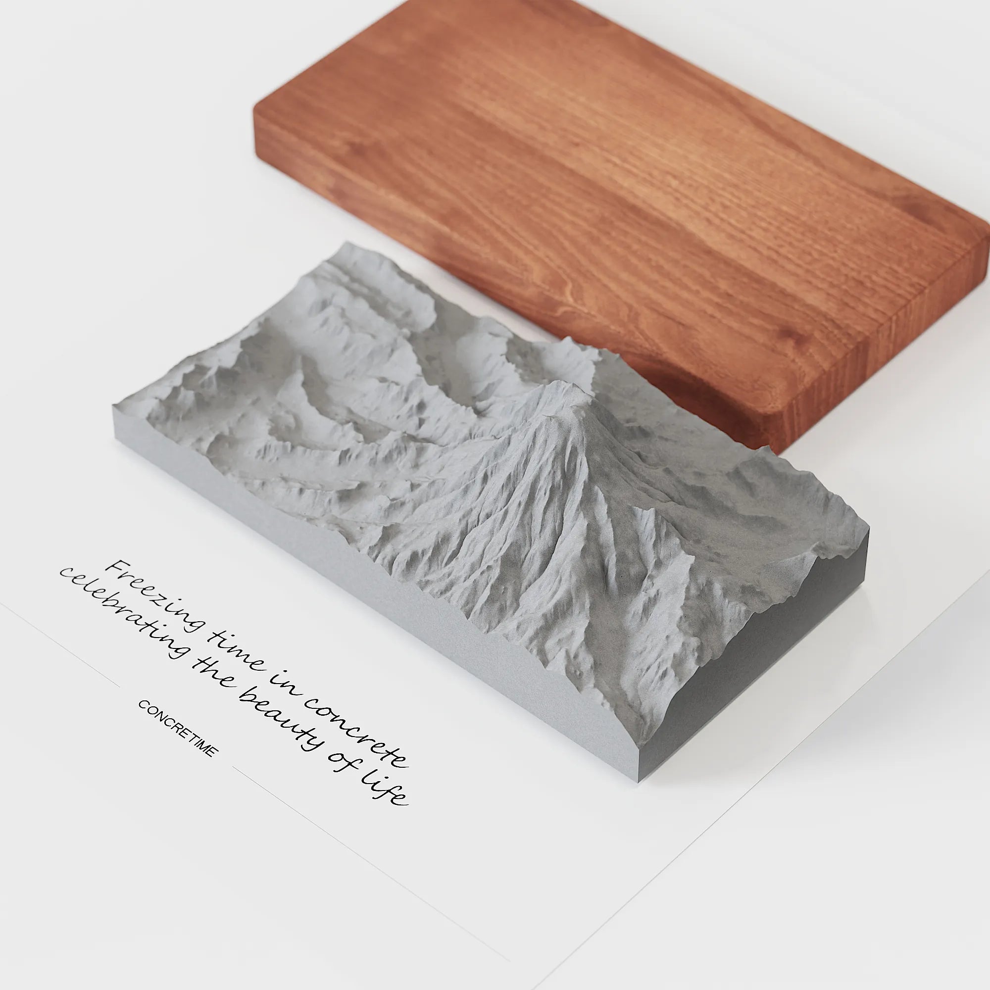 Mount Rainier – Concretime architectural miniature, studio shot