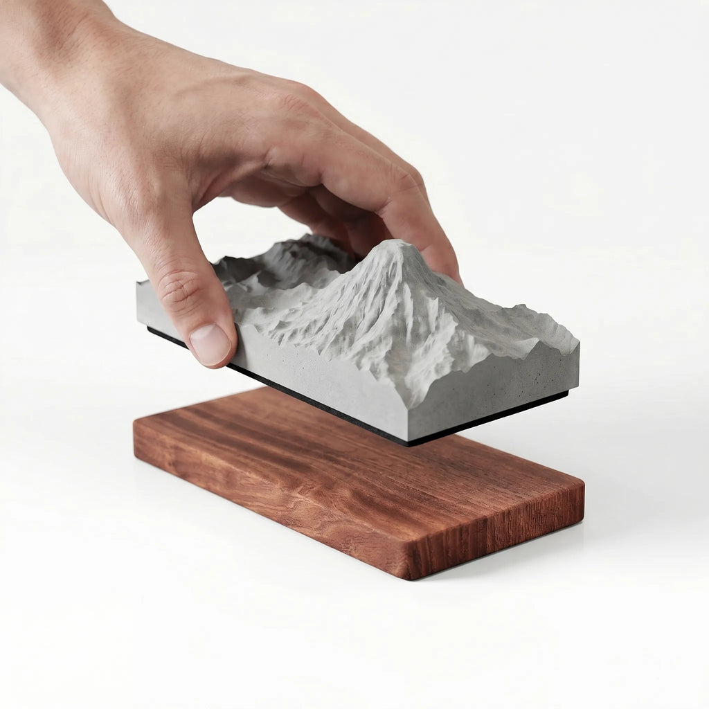 Mount Rainier – Concretime handcrafted landmark replica