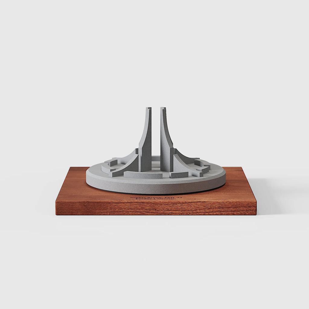 Purdue Engineering Fountain – Concretime architectural miniature, studio shot