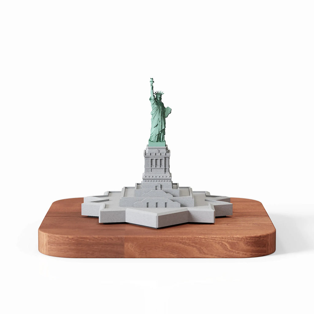 Statue of Liberty – Concretime architectural miniature, studio shot