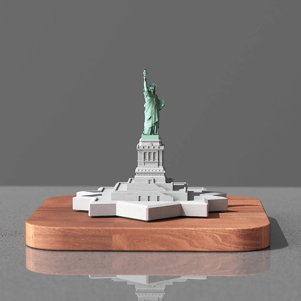 Statue of Liberty – desk decor concrete replica, angled view